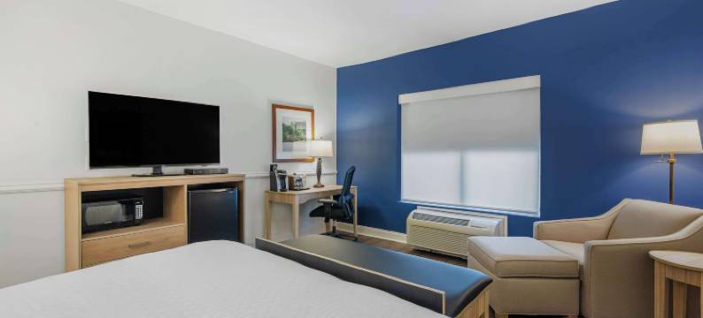 维斯盖特贝斯特韦斯特优质套房酒店(Best Western Plus Westgate Inn  Suites)图片