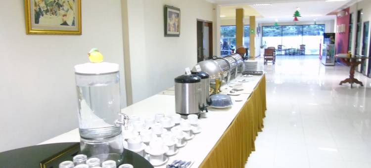 西里邦皮亚酒店(Pia Hotel Cirebon)图片