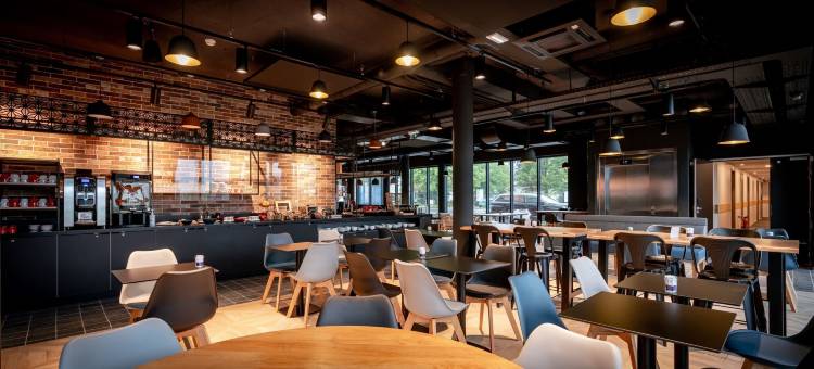 宜必思尚品瓦朗谢讷珀蒂福雷酒店(Ibis Styles Valenciennes Petite Forêt)图片