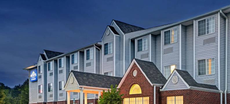 斯泰茨维尔温德姆麦客达套房酒店(Microtel Inn & Suites by Wyndham Statesville)图片