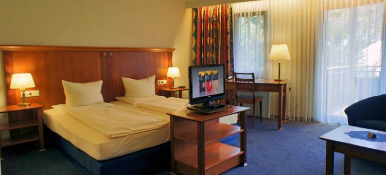 曼瑟尔罗曼提克帕诺拉波根酒店(Moselromantik Hotel am Panoramabogen)图片