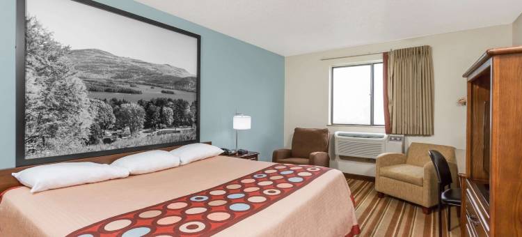 丹维尔速8酒店(Super 8 by Wyndham Danville VA)图片