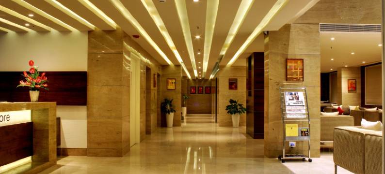 班加罗尔多姆尔温德姆华美达安可酒店(Ramada Encore by Wyndham Bangalore Domlur)图片