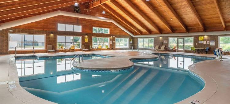 科拉尔维尔I-80舒适套房酒店(Comfort Suites Coralville I-80)图片