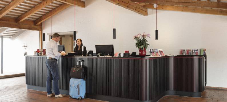 肯文腾会议酒店(Konventum Conference Center)图片