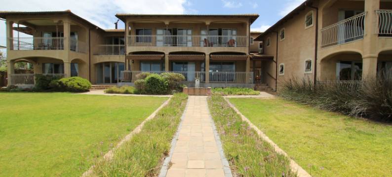 悬崖上的招待所(On the Cliff Guest House)图片