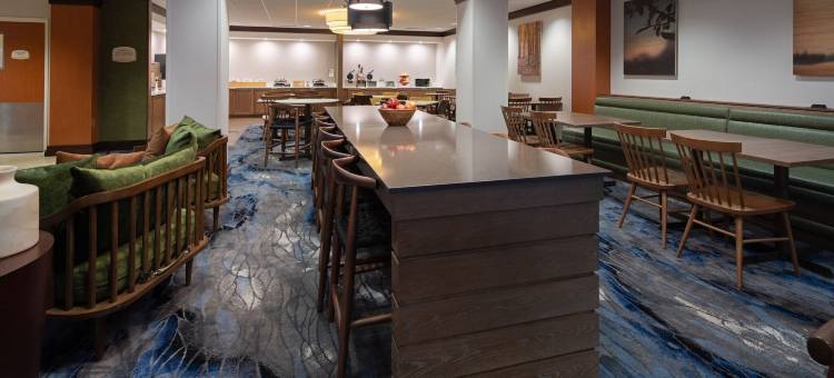 布雷默顿万枫酒店(Fairfield Inn & Suites Seattle Bremerton)图片