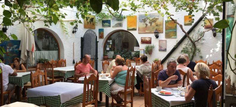 布兰科佛得角餐厅酒店(Hotel Restaurante Blanco y Verde)图片