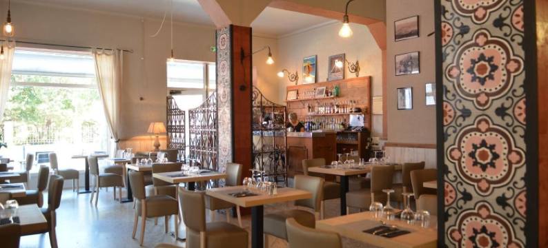 雷格丽朗酒店(Hôtel le Grillon)图片