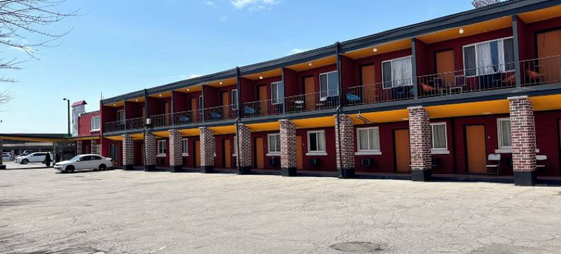 6267 波斯波利斯酒店(6267 Persepolis Inn)图片