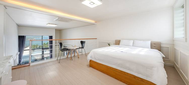丽水 Wellstay 泳池别墅(Yeosu Wellstay Pool Villa)图片