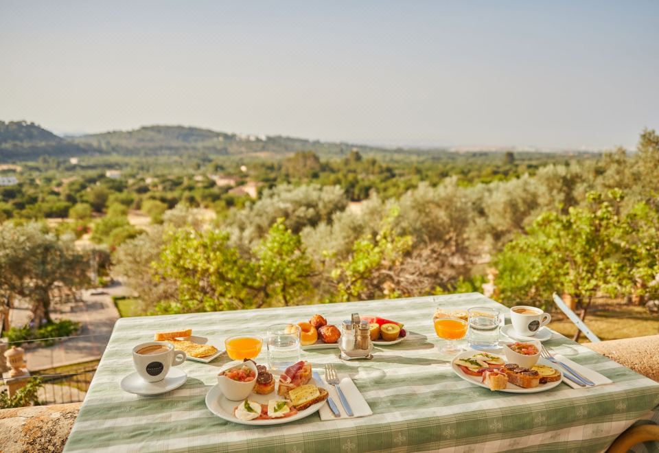 Agroturismo Alquería Blanca Hotel Overview