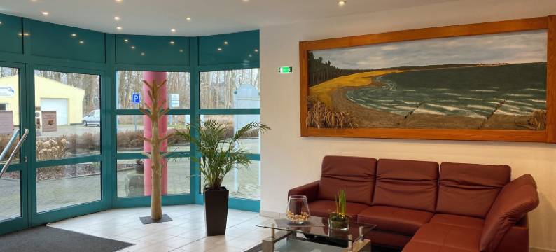 巴特波美拉尼亚古特酒店(Gut-Hotel Pommernhotel Barth)图片