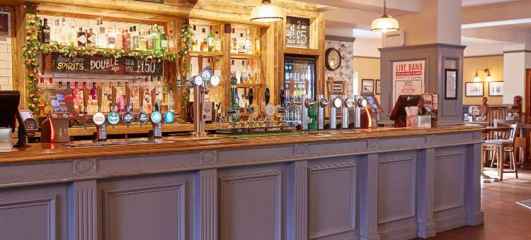 角落屋酒店 - 格林国王旅馆(Corner House Inn by Greene King Inns)图片