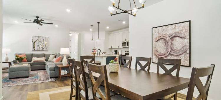 Modern NEW Home Minutes from the Fort Worth Stockyards & TCU图片