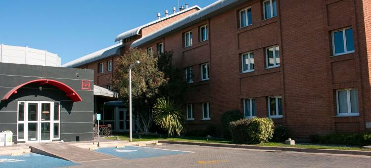 宜必思门多萨酒店(Ibis Mendoza)图片