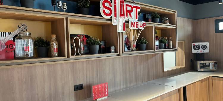 宜必思马德里北部拉斯塔布拉斯酒店(Ibis Madrid Norte Las Tablas)图片