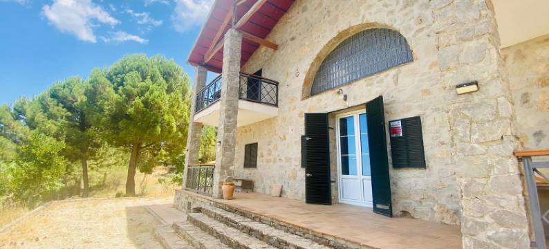 Villa in Torres with Pool near Sierra Magina图片