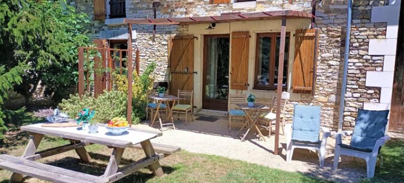 Holiday Home in Loire near Castles and Nature图片