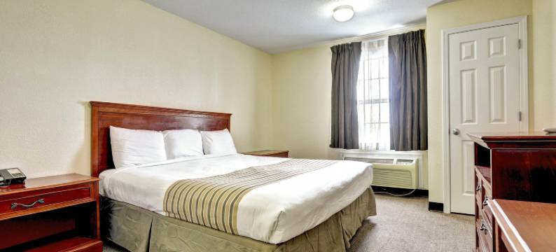 西敏丹佛北郊区开放式客房(Suburban Studios Westminster Denver North)图片