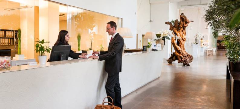 科斯莫宫酒店(Cosmo Hotel Palace)图片