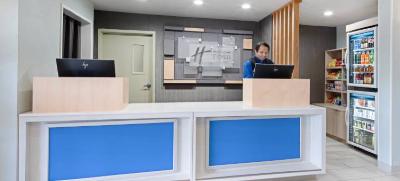 智选假日套房酒店沃森维尔(Holiday Inn Express & Suites WATSONVILLE by IHG)图片