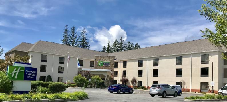 智选假日套房酒店伟大的BARRINGTON(Holiday Inn Express & Suites GREAT BARRINGTON - LENOX AREA by IHG)图片