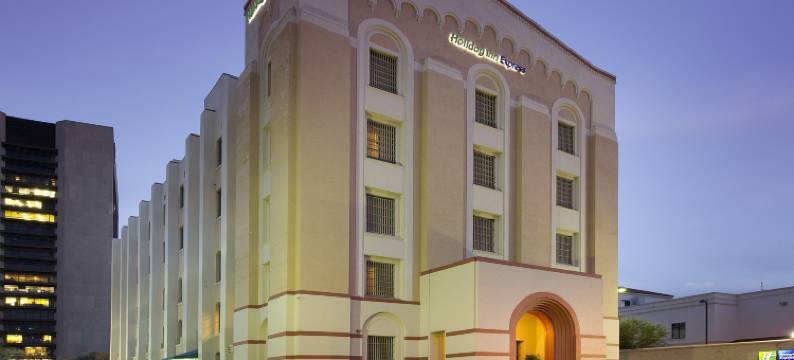 圣安东尼奥河滨步道北智选假日酒店(Holiday Inn Express SAN ANTONIO N-RIVERWALK AREA by IHG)图片