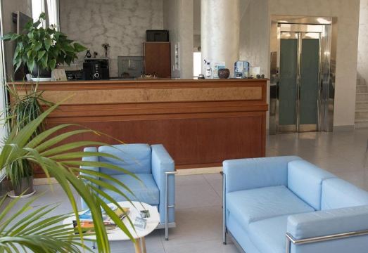 Hotel AuroraHotel Overview