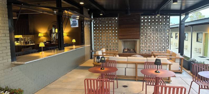 橘子汽车旅馆(Tangerine Motel)图片