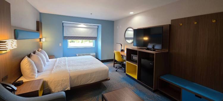 温德姆布兰登露天剧场戴斯酒店及套房(Days Inn & Suites by Wyndham Brandon Amphitheater)图片