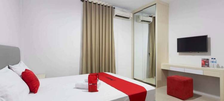 红多兹Plus酒店-近斯兰达克广场2(RedDoorz Plus near Cilandak Town Square 2)图片