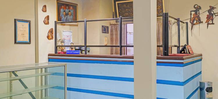 OYO 94802 普里玛酒店(OYO 94802 Hotel Prima)图片