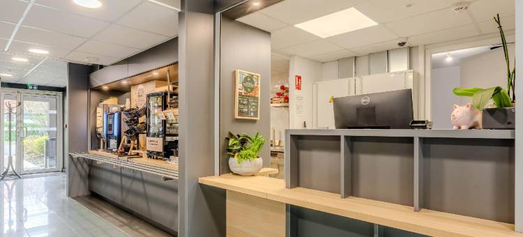 伦斯舒适酒店 - 诺耶尔格古尔特(Comfort Hotel Lens - Noyelles Godault)图片