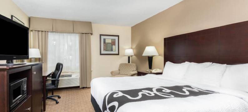 AmericInn by Wyndham Frankfort IN图片