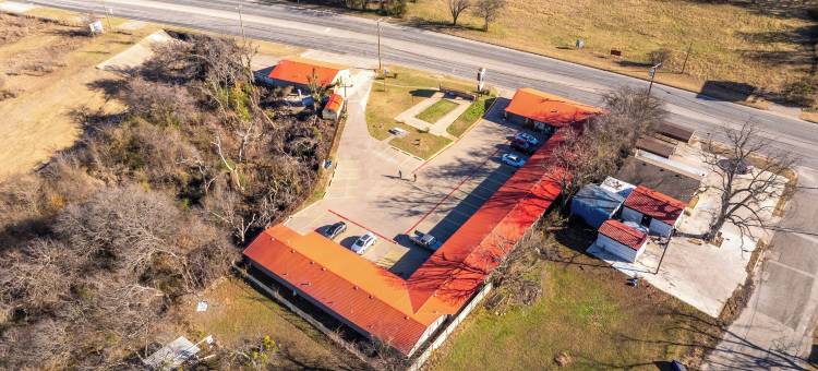 Capital O 克莱本 TX 的 Western Inn(Western Inn by Capital O Cleburne TX)图片
