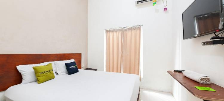 瑞德多兹酒店 - 近班贾尔马辛佳兰艾哈迈德沙亚尼(Urbanview Hotel Ava Banjarmasin by RedDoorz)图片