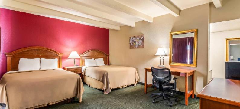 德里奥伊克诺旅馆(Econo Lodge Del Rio)图片