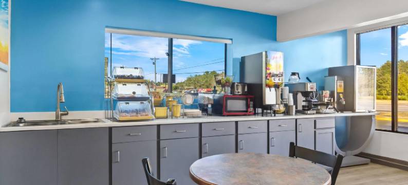 欧申斯普林斯戴斯酒店(Days Inn by Wyndham Ocean Springs)图片