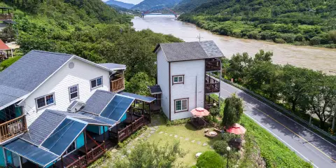 Gurye Seomjin River Skyscape Pension