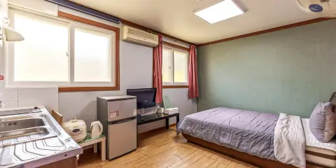 Muju Sanyeoul Pension