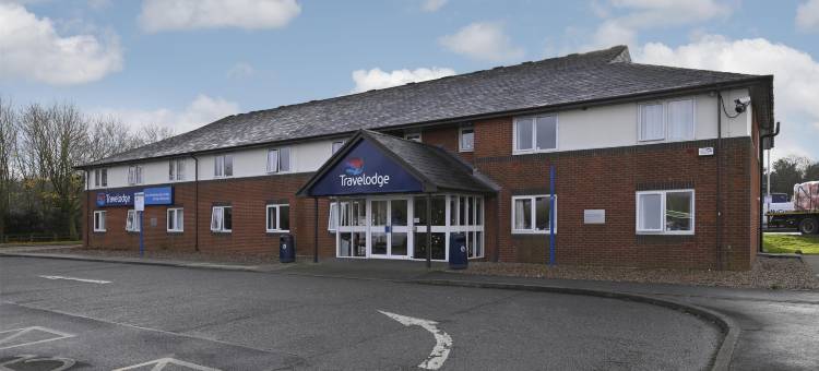 韦克菲尔德伍利北边M1旅客之家酒店(Travelodge Wakefield Woolley Edge M1 Northbound)图片