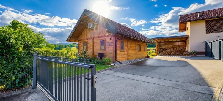 贝拉克拉伊纳木屋(Wood House Bela Krajina - Happy Rentals)图片