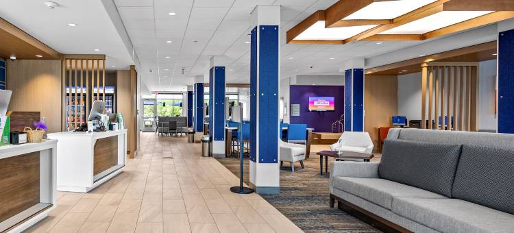 马里内特洲际智选假日套房酒店(Holiday Inn Express & Suites MARINETTE by IHG)图片