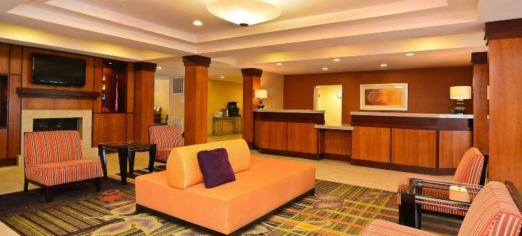布恩万枫酒店及套房(Fairfield Inn & Suites Boone)图片