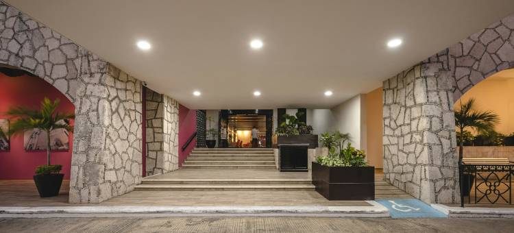 埃尔卡斯特拉诺伽玛梅尼达酒店(Gamma Merida El Castellano)图片