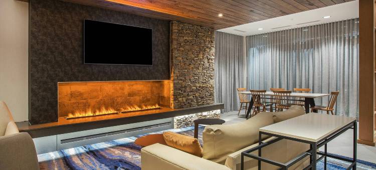鸽子谷万枫酒店及套房(Fairfield Inn & Suites Pigeon Forge)图片