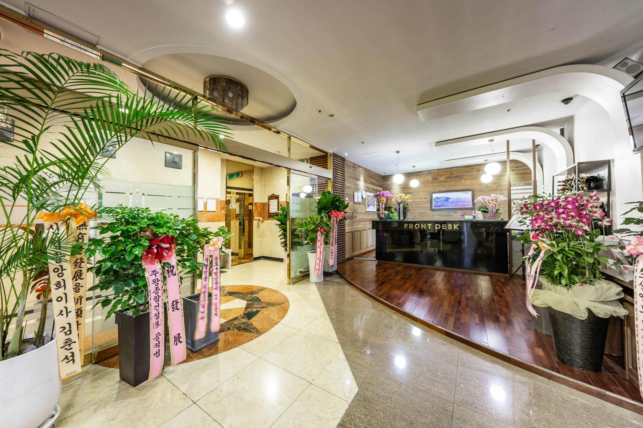 Masters Tourist Hotel Over view