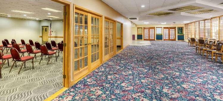 纽波特速8酒店(Quality Inn)图片