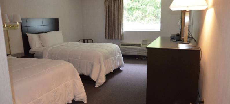 法兰奇溪酒店(French Creek Inn)图片